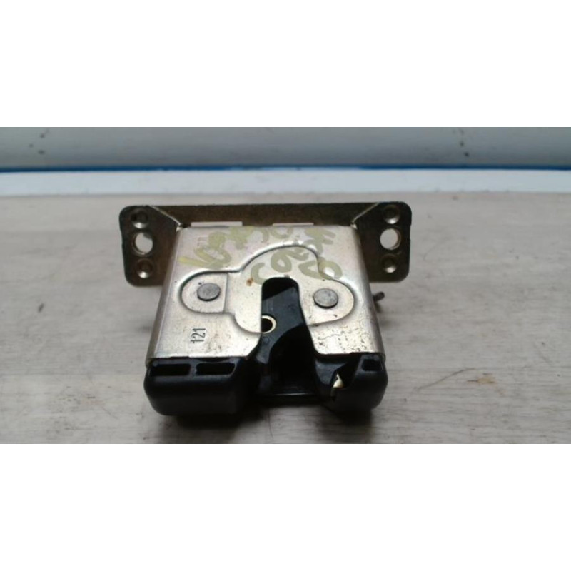 Serrure de coffre OPEL CORSA B PHASE 1 d’occasion