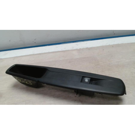 Interrupteur de leve vitre avant droit RENAULT SCENIC 3 PHASE 1 d’occasion