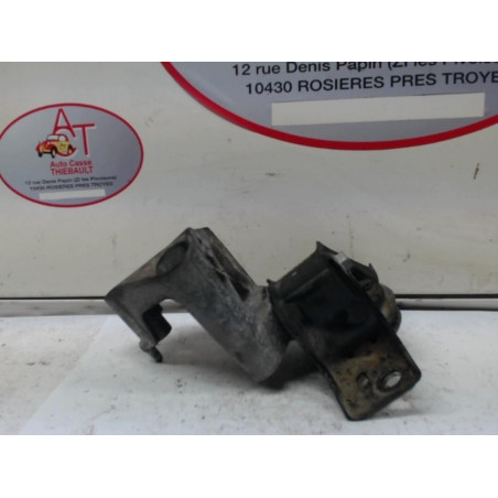Support moteur droit RENAULT CLIO III PHASE 2 d’occasion