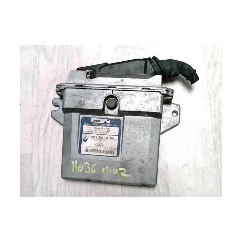 Calculateur moteur RENAULT CLIO 2 PHASE 1 d’occasion