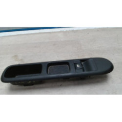 Interrupteur de leve vitre avant droit PEUGEOT 5008 1 PHASE 1 d’occasion