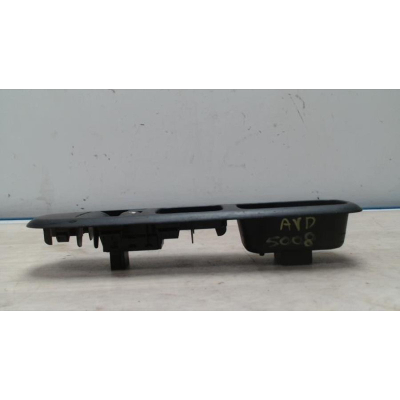 Interrupteur de leve vitre avant droit PEUGEOT 5008 1 PHASE 1 d’occasion