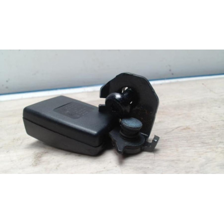 Attache ceinture arriere droit FIAT GRANDE PUNTO d’occasion