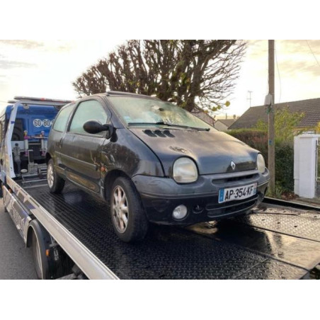 Pare boue avant droit RENAULT TWINGO 1 PHASE 3 d’occasion