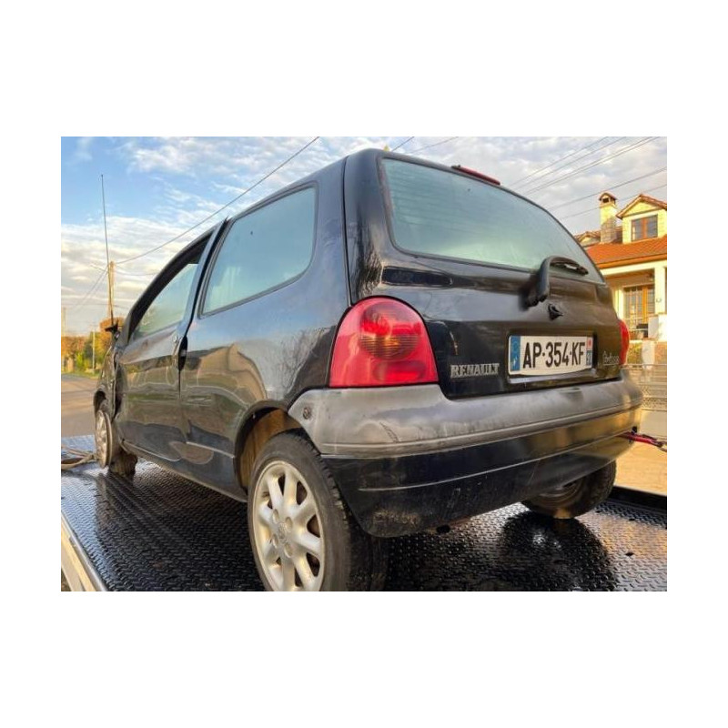 Pare boue avant droit RENAULT TWINGO 1 PHASE 3 d’occasion
