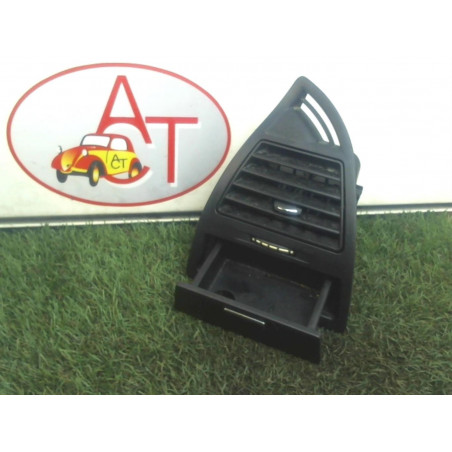 Aerateur tableau de bord avant gauche CITROEN C4 COUPE d’occasion