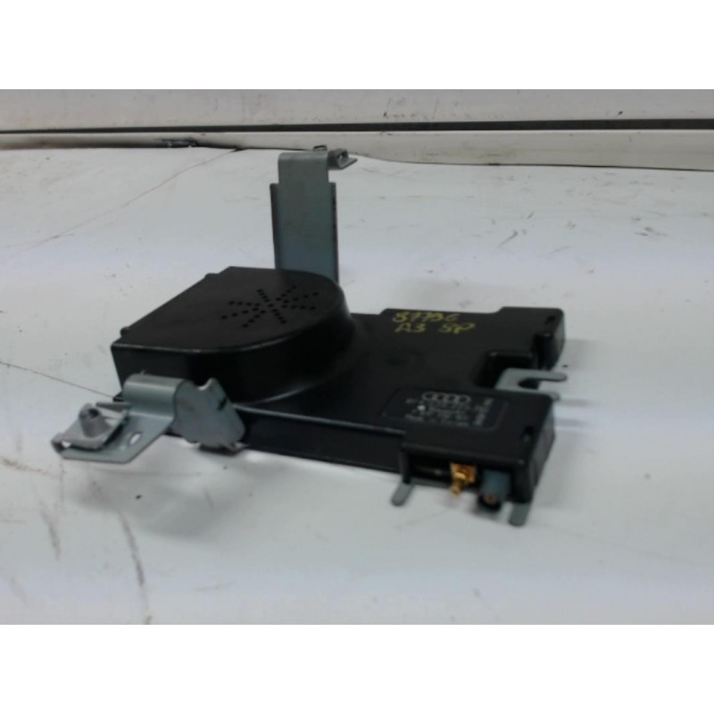 Amplificateur audio AUDI A3 (8P) SPORTBACK d’occasion