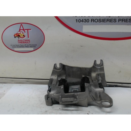 Support moteur gauche RENAULT  d’occasion