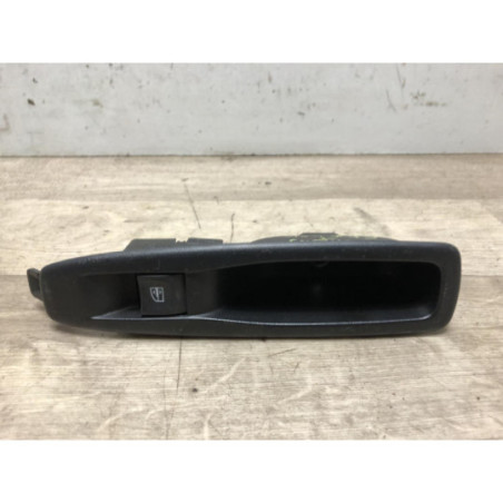 Interrupteur de leve vitre arriere droit RENAULT CAPTUR 1 PHASE 1 d’occasion