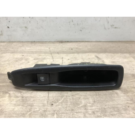 Interrupteur de leve vitre arriere droit RENAULT CAPTUR 1 PHASE 1 d’occasion