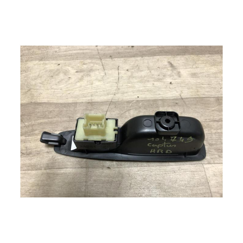 Interrupteur de leve vitre arriere droit RENAULT CAPTUR 1 PHASE 1 d’occasion