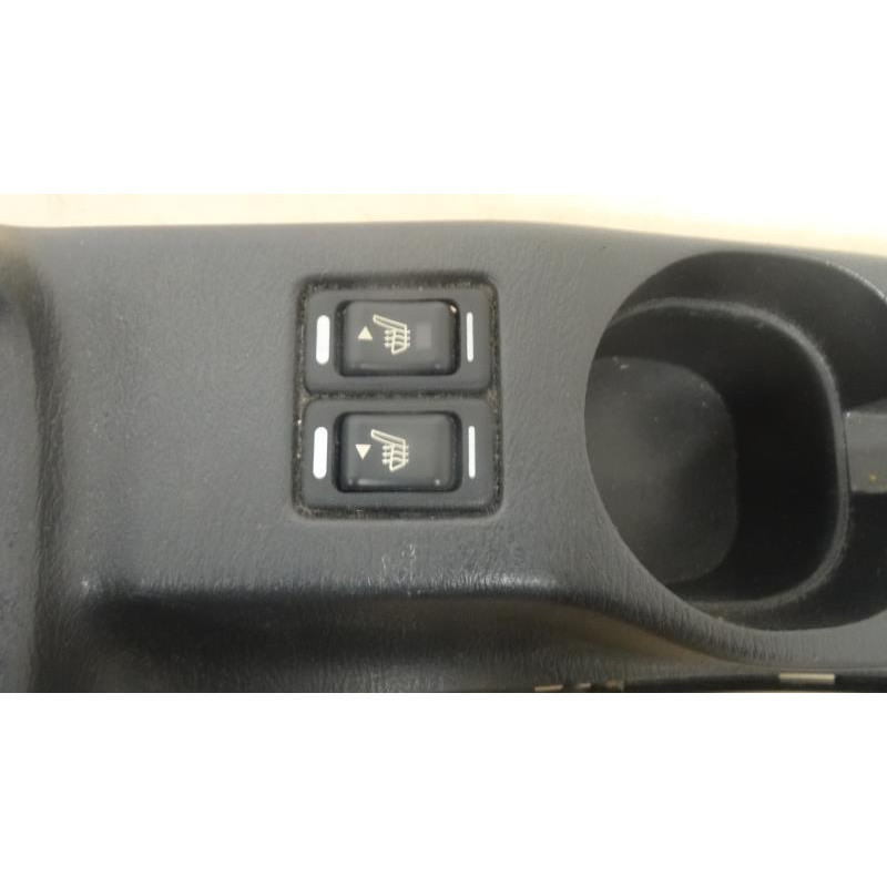 Console central (interieur plastique) SUBARU IMPREZA II d’occasion