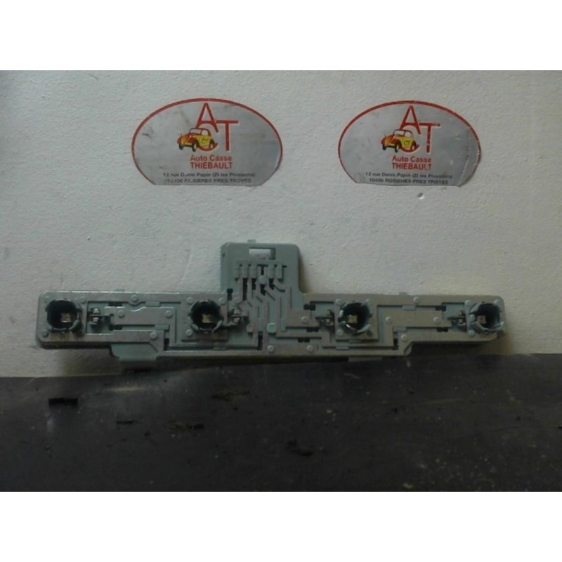 Platine feu arriere droit OPEL ZAFIRA 1.9 CDTI d’occasion