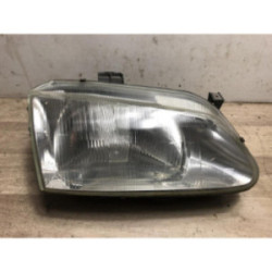 Optique avant principal droit (feux)(phare) RENAULT MEGANE 1 PHASE 1 d’occasion