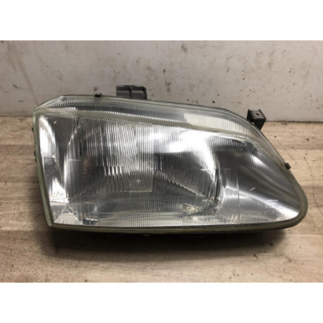 Optique avant principal droit (feux)(phare) RENAULT MEGANE 1 PHASE 1 d’occasion