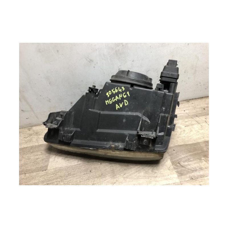 Optique avant principal droit (feux)(phare) RENAULT MEGANE 1 PHASE 1 d’occasion