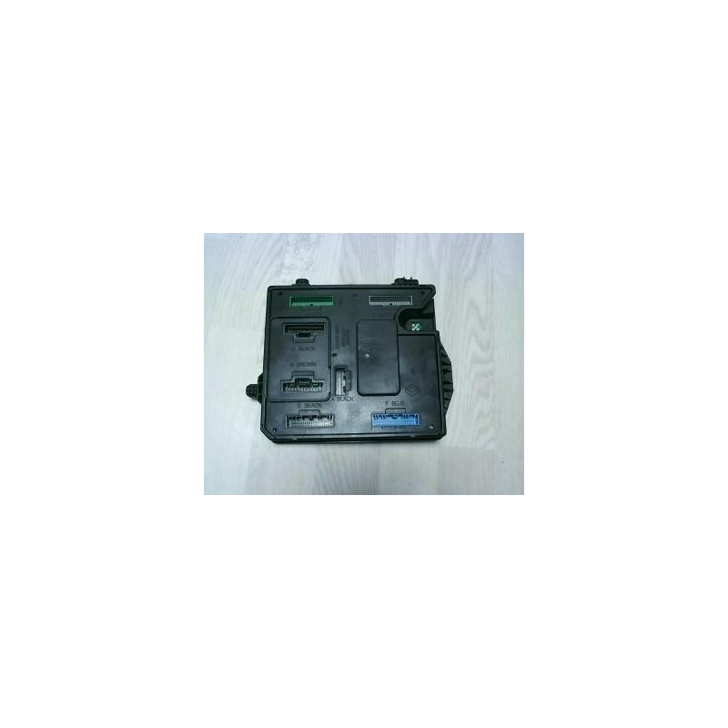 Boitier servitude moteur (BSM) RENAULT MEGANE 3 PHASE 1 COUPE d’occasion