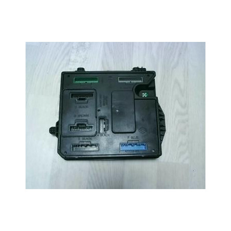 Boitier servitude moteur (BSM) RENAULT MEGANE 3 PHASE 1 COUPE d’occasion