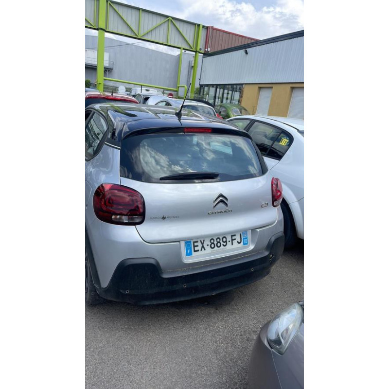 Moteur essuie-glace avant occasion Citroën C3 III (SX) 1.2 vti 68 (2016) 5  portes 9815497780