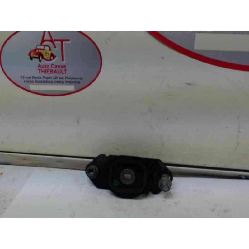 Support moteur gauche RENAULT  d’occasion