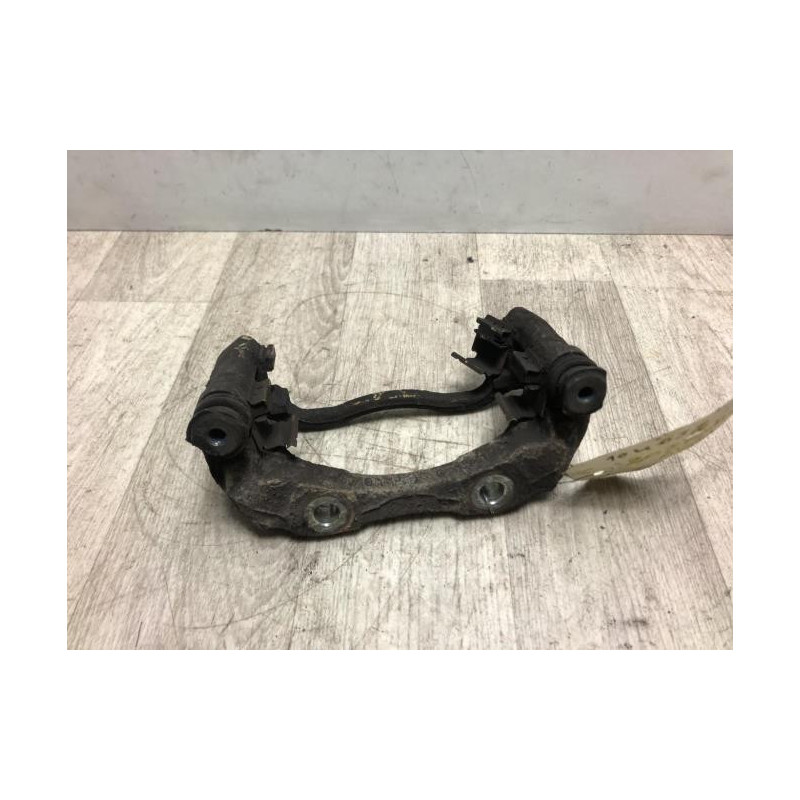 Support etrier frein (chape) avant gauche PEUGEOT 207 PHASE 1 d’occasion