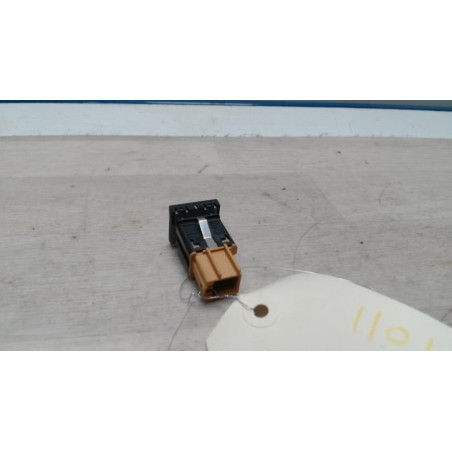 Commande degivrage lunette arriere VOLKSWAGEN POLO 5 PHASE 2 d’occasion