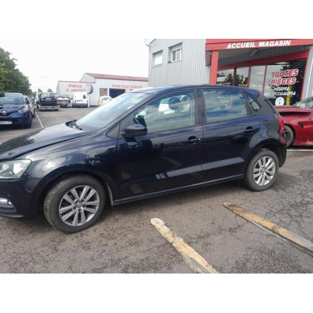 Commande degivrage lunette arriere VOLKSWAGEN POLO 5 PHASE 2 d’occasion