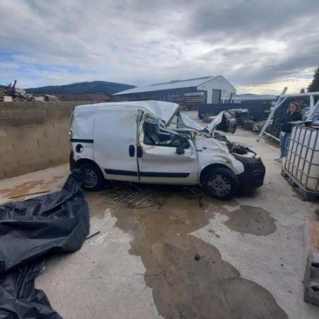 Serrure de porte de coffre gauche FIAT FIORINO 3 PHASE 2 d’occasion