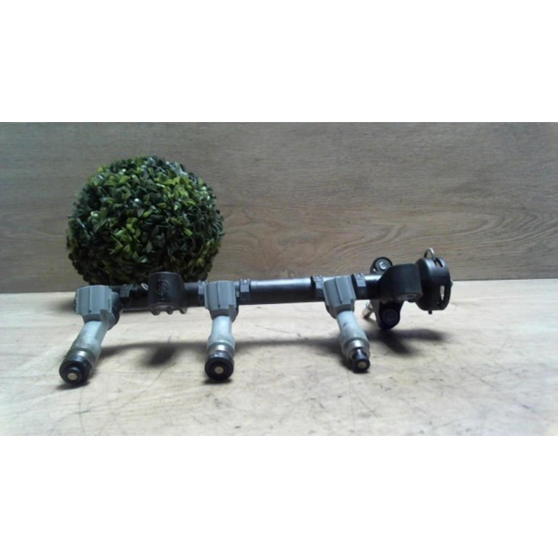 Rampe injection TOYOTA PRIUS 2 d’occasion
