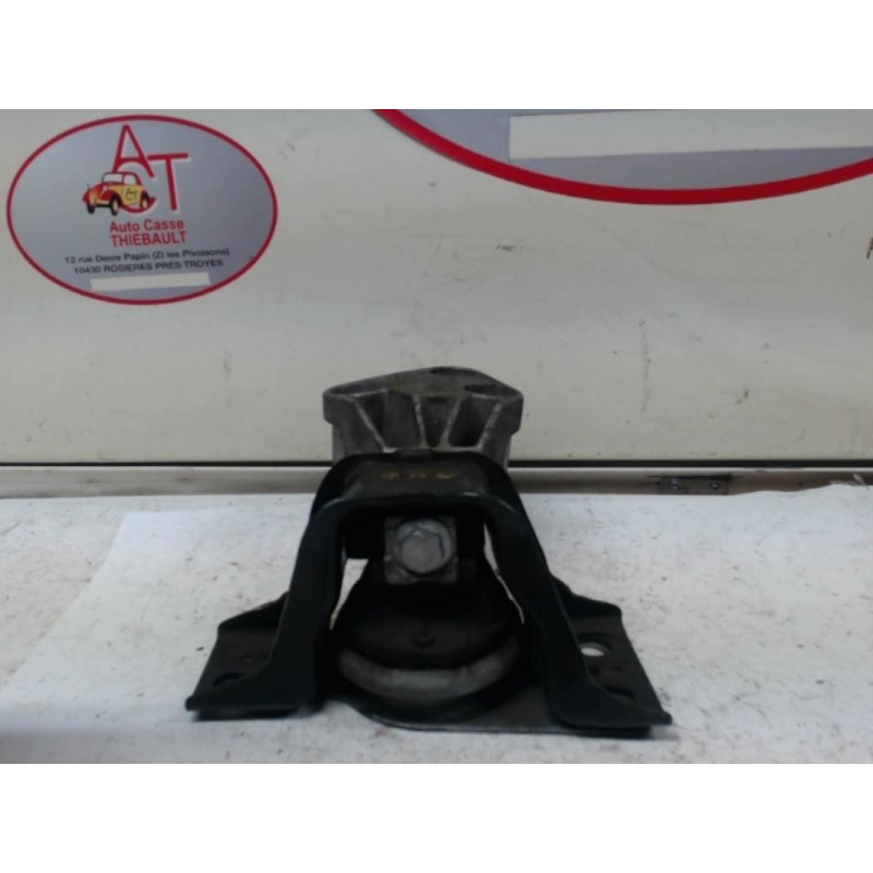 Support moteur droit RENAULT  d’occasion