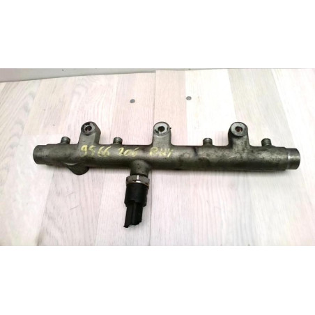 Rampe injection PEUGEOT 206 PHASE 1 d’occasion