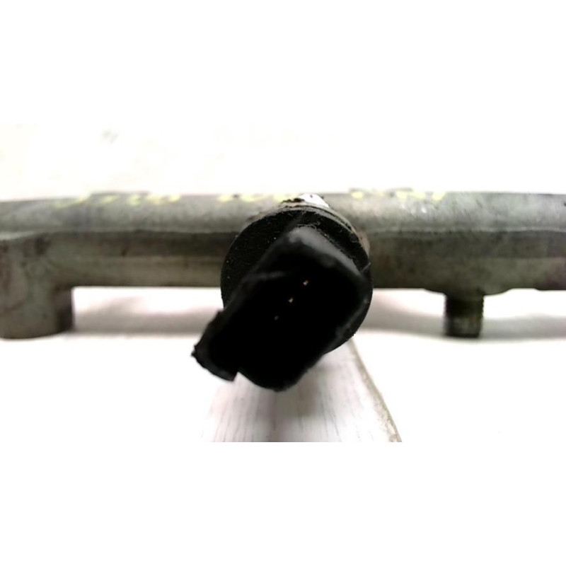 Rampe injection PEUGEOT 206 PHASE 1 d’occasion