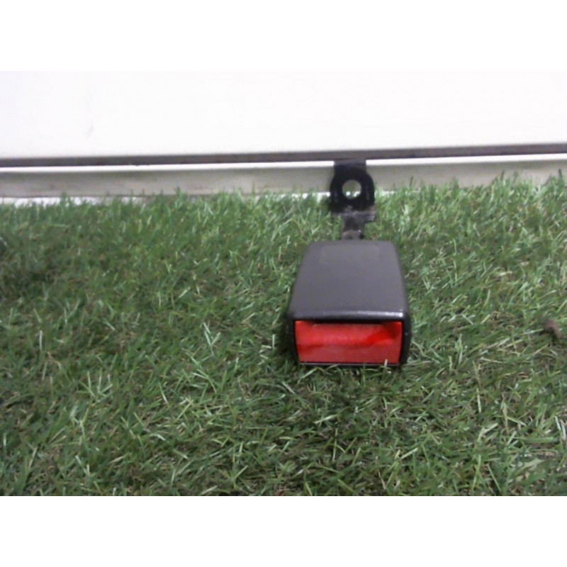 Attache ceinture arriere gauche OPEL ASTRA (H) d’occasion