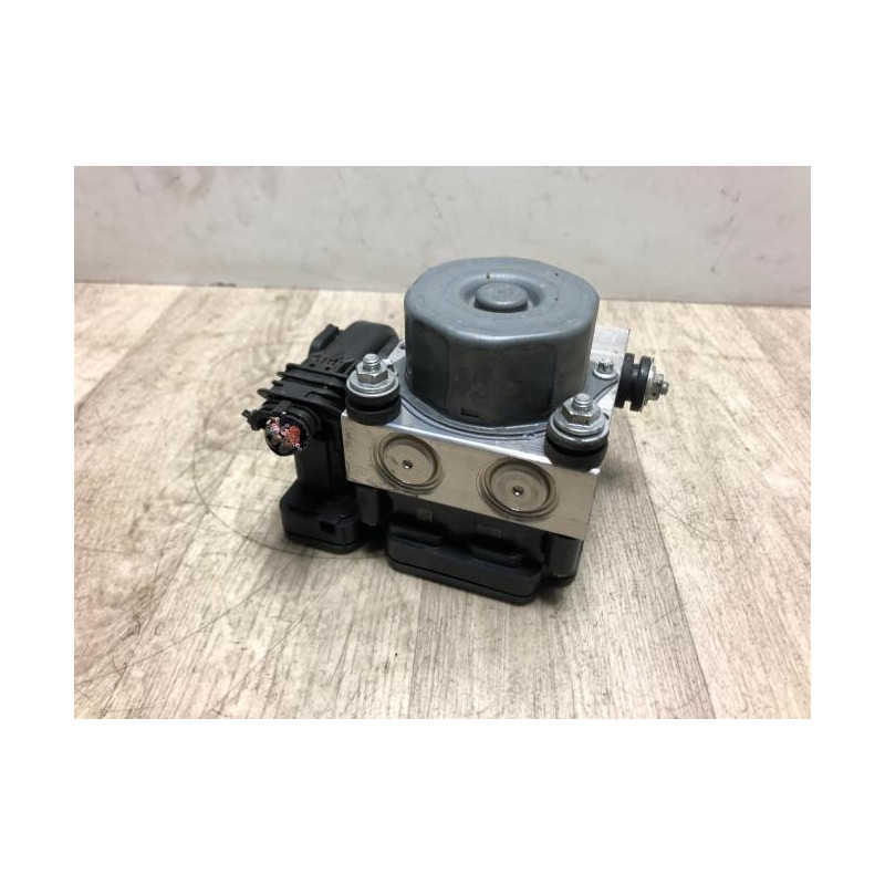 Bloc ABS (freins anti-blocage) RENAULT CAPTUR 1 PHASE 1 d’occasion