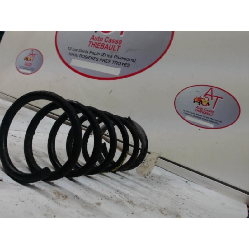 Ressort de suspension avant FIAT PANDA CLX d’occasion
