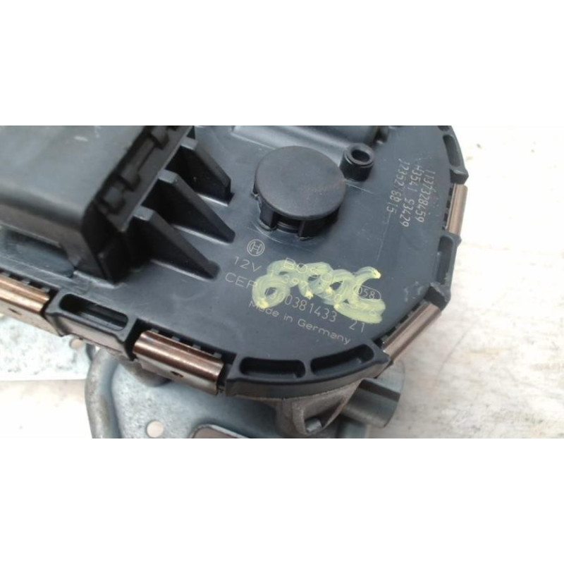Moteur essuie glace avant gauche PEUGEOT 5008 1 PHASE 1 d’occasion