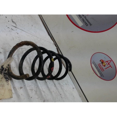 Ressort de suspension arriere FIAT 500 1.3 JTD d’occasion