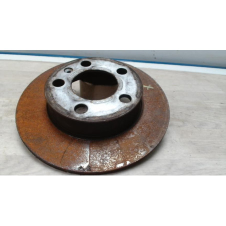 Disque arriere gauche (freinage) VOLKSWAGEN POLO 5 PHASE 2 d’occasion