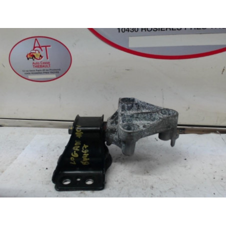 Support moteur droit DACIA LOGAN MCV 1.5 DCI d’occasion