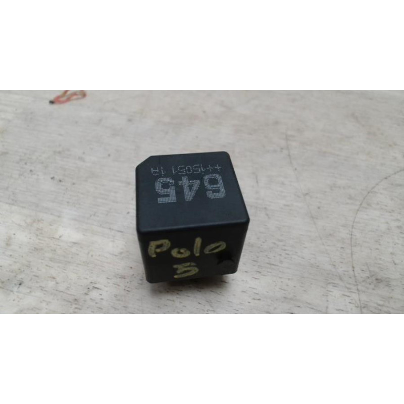Relais electrique VOLKSWAGEN POLO 5 PHASE 2 d’occasion