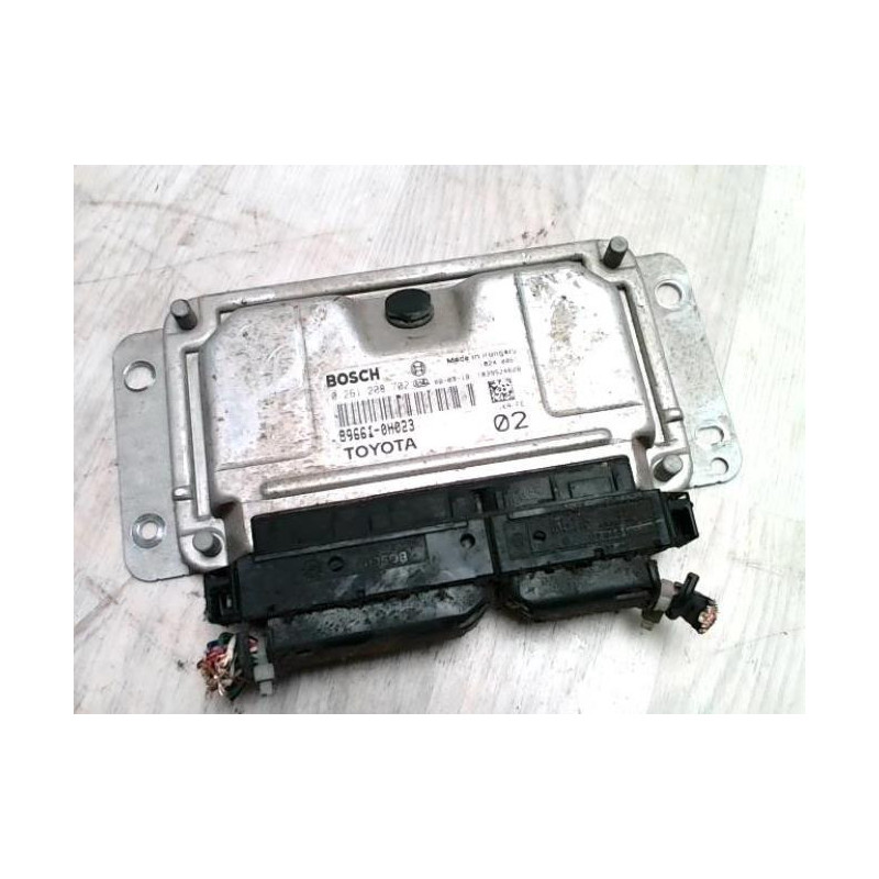 Calculateur moteur TOYOTA AYGO 1 PHASE 2 d’occasion
