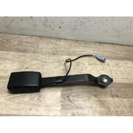 Attache ceinture avant gauche RENAULT CAPTUR 1 PHASE 1 d’occasion