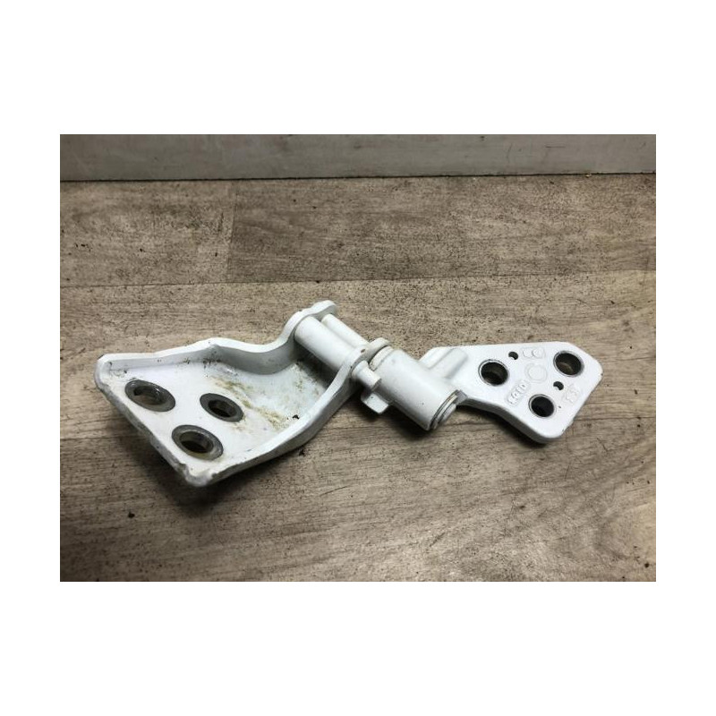 Charniere de porte de coffre droit PEUGEOT PARTNER 3 d’occasion