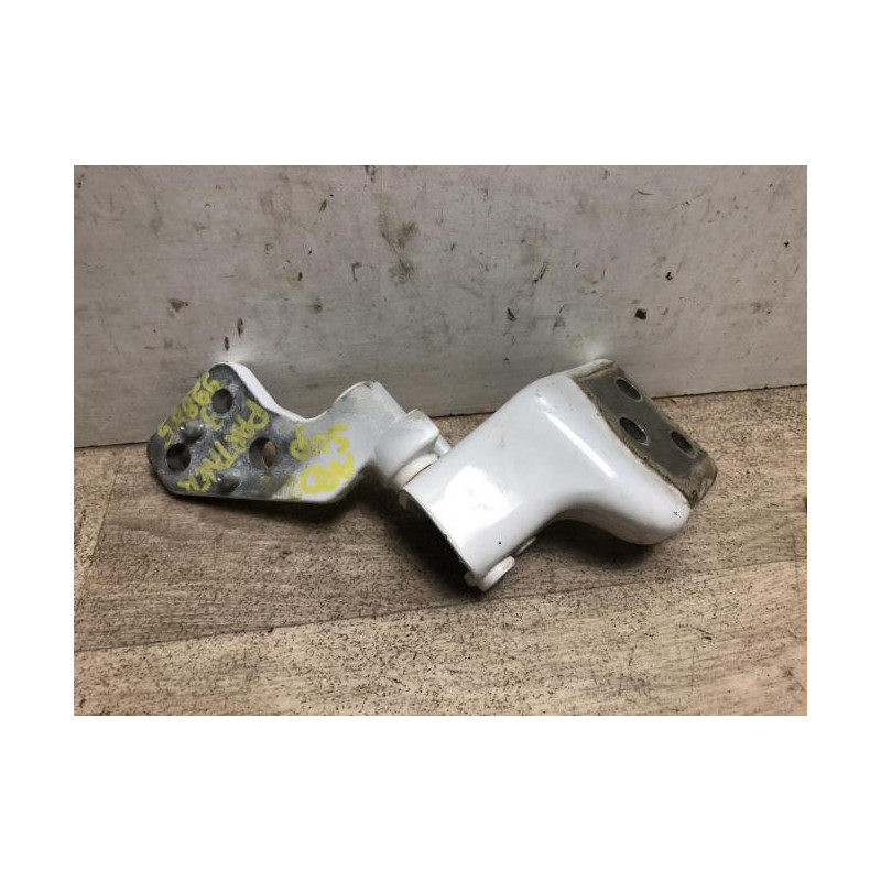 Charniere de porte de coffre droit PEUGEOT PARTNER 3 d’occasion