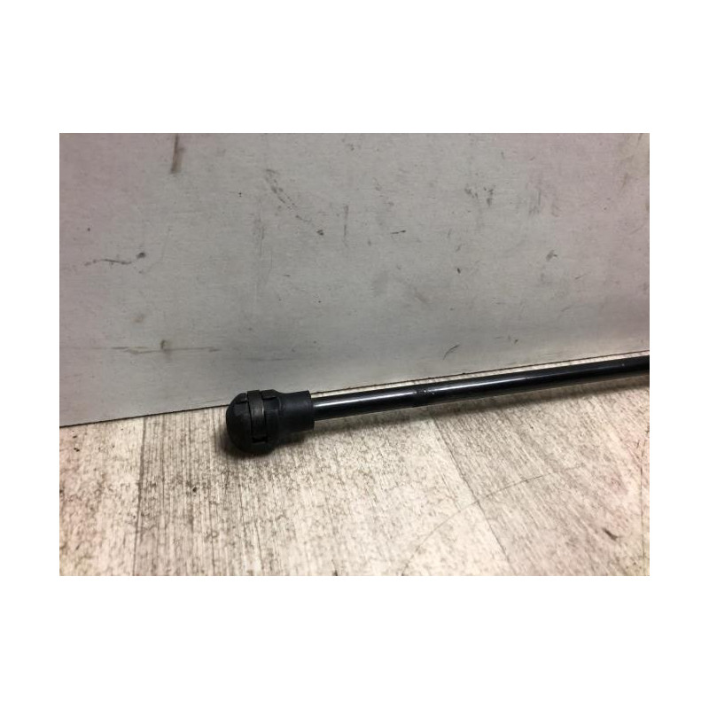 Verin de coffre droit RENAULT CAPTUR 1 PHASE 1 d’occasion
