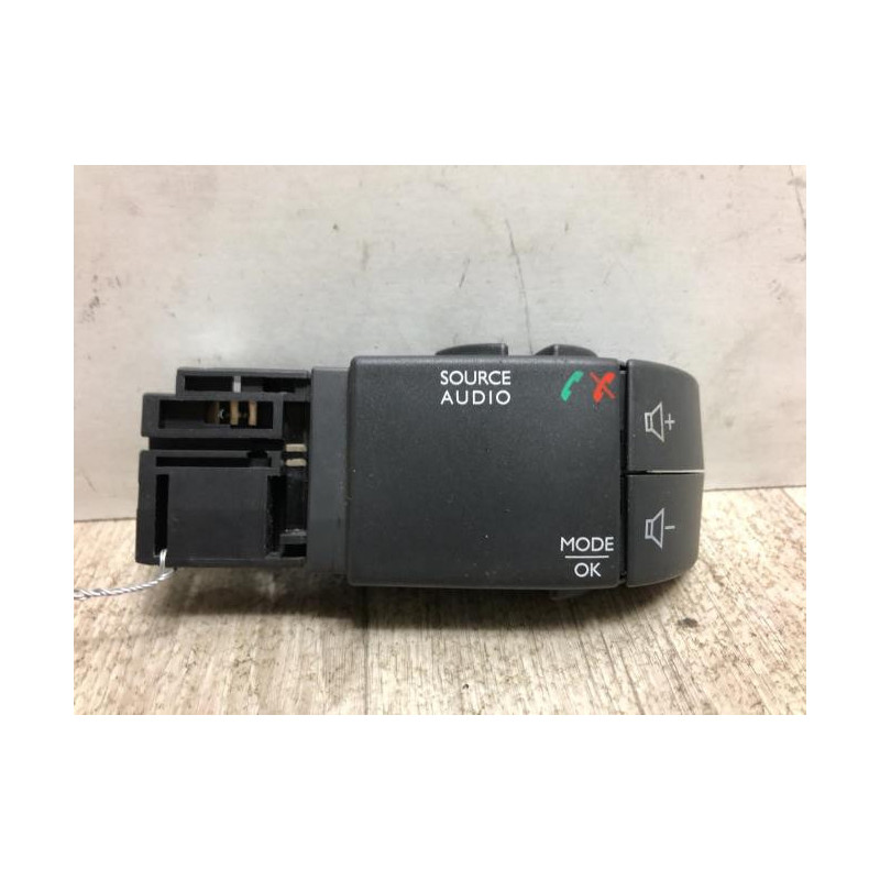Commande autoradio RENAULT CAPTUR 1 PHASE 1 d’occasion