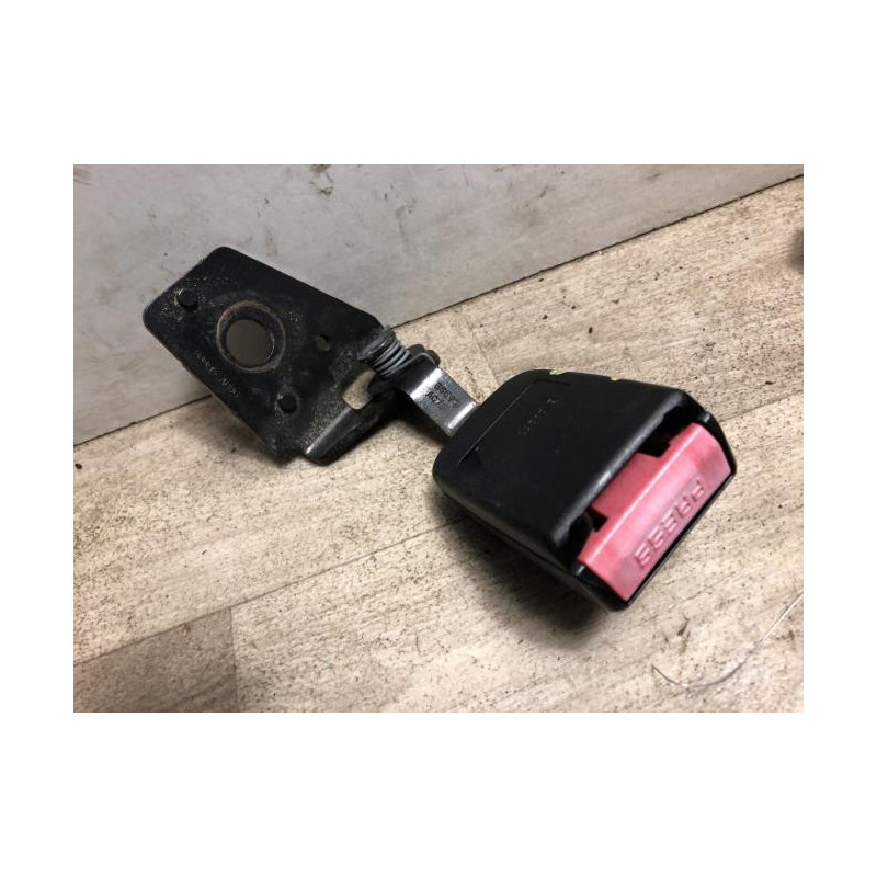 Attache ceinture arriere gauche PEUGEOT 307 PHASE 1 d’occasion