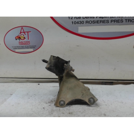 Support moteur gauche RENAULT  d’occasion