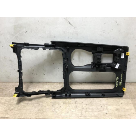 Console central (interieur plastique) RENAULT TALISMAN BREAK d’occasion
