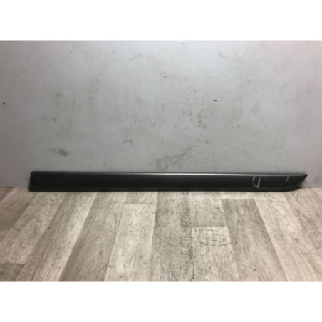 Baguette de porte avant gauche CITROEN C4 PICASSO 1 d’occasion